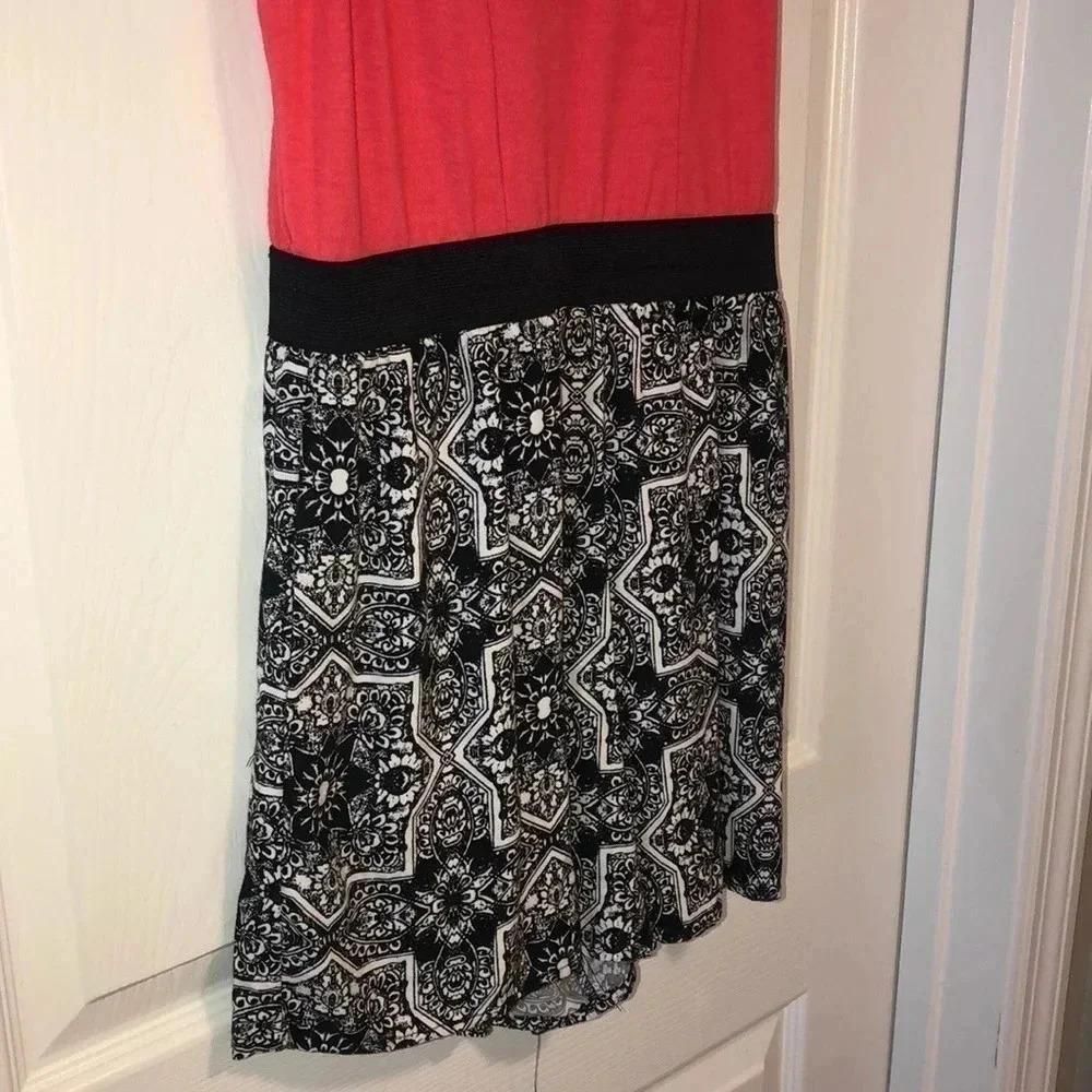 Romper - Picture 2 of 5